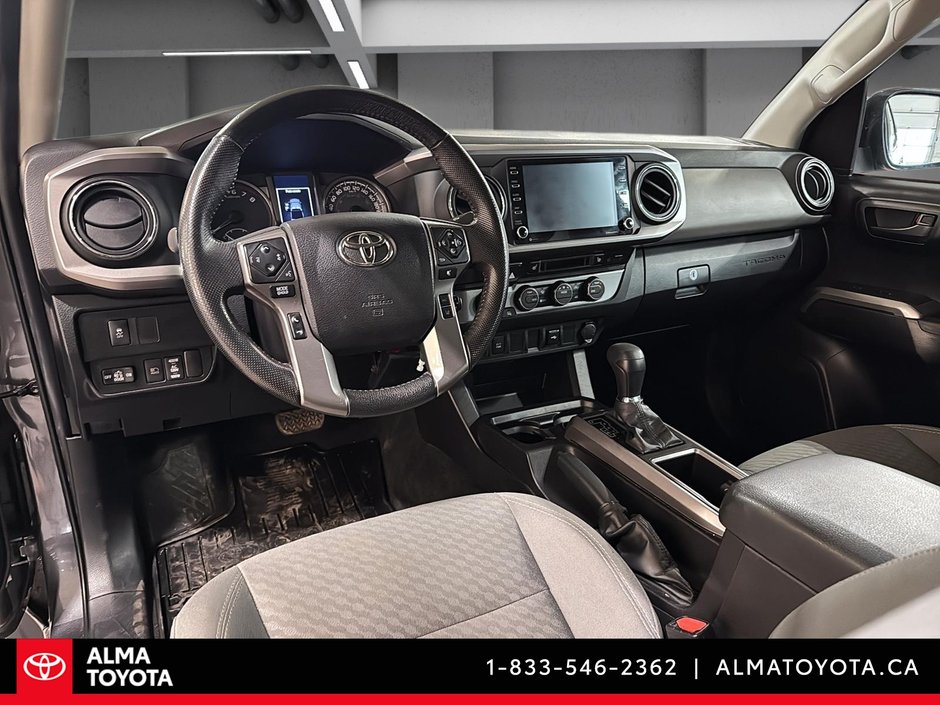 Toyota Tacoma SR5 DOUBLE CAB 2021-12