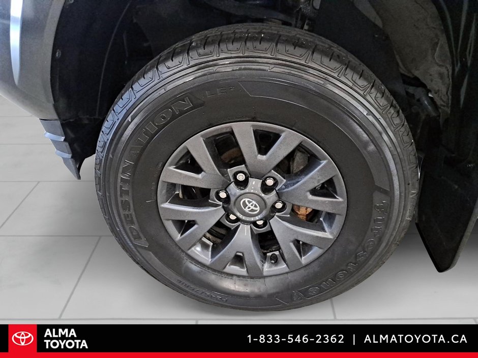 2023 Toyota Tacoma SR5 DOUBLE CAB V6-8