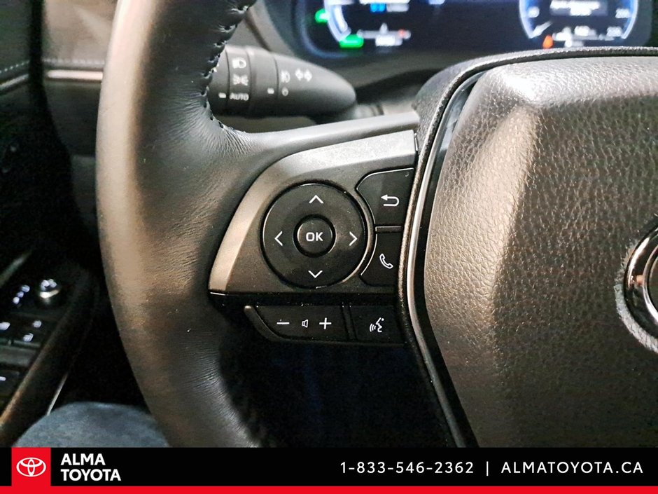 2023 Toyota Venza LIMITED HYBRID-20