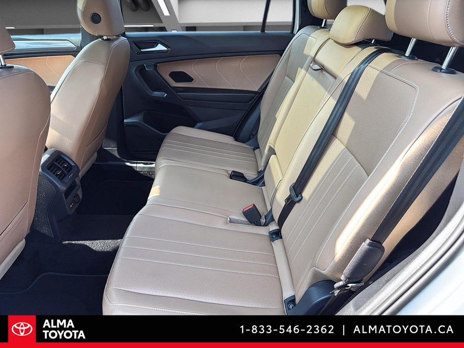2022 Volkswagen Tiguan COMFORTLINE R-LINE BLACK EDITION-12