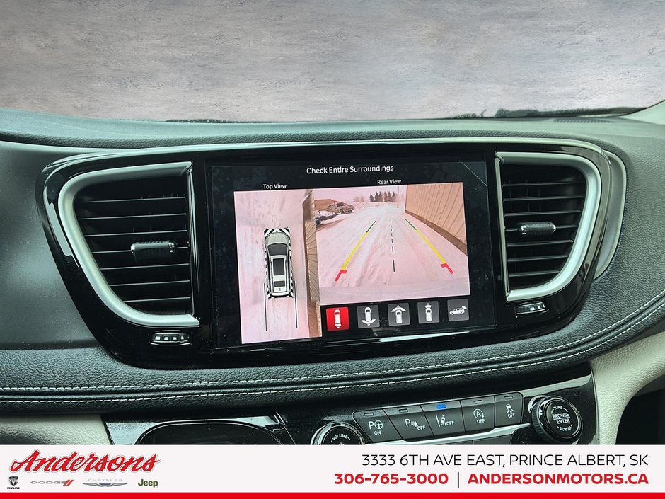 2023 Chrysler Pacifica Touring L 3.6L Pentastar V6 / AWD / Dual Power Sliding Doors & Power Liftgate