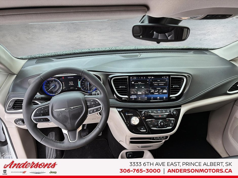 2023 Chrysler Pacifica Touring L 3.6L Pentastar V6 / AWD / Dual Power Sliding Doors & Power Liftgate