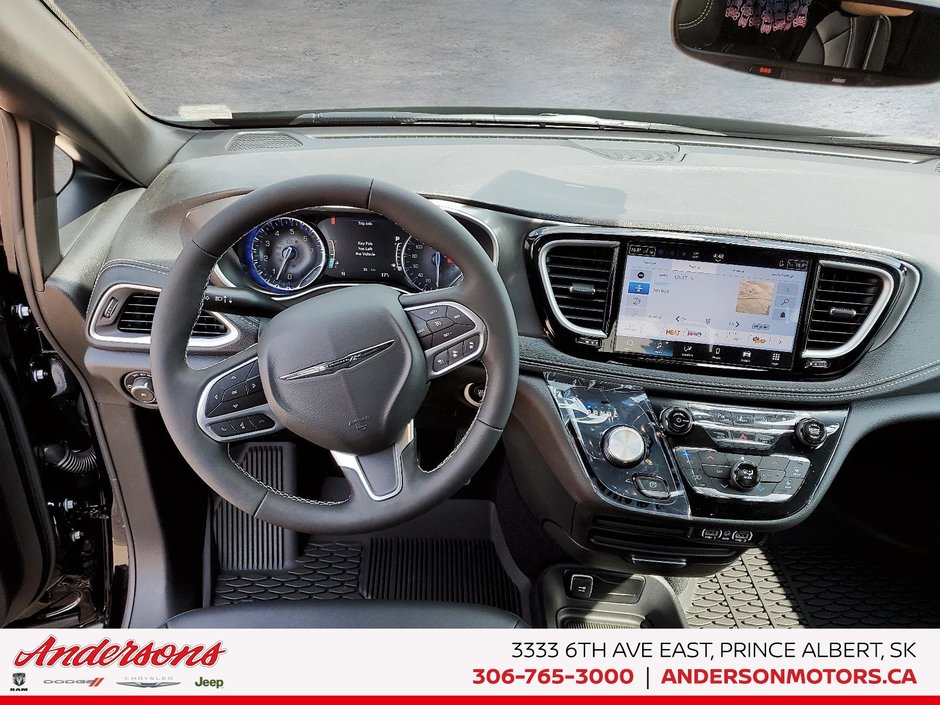 2025 Chrysler Pacifica SELECT AWD