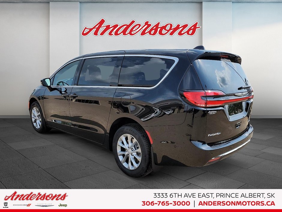 2025 Chrysler Pacifica SELECT AWD