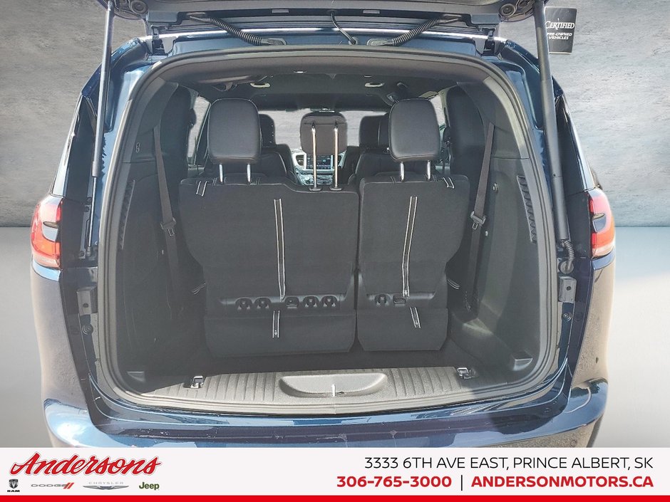2025 Chrysler Pacifica SELECT AWD