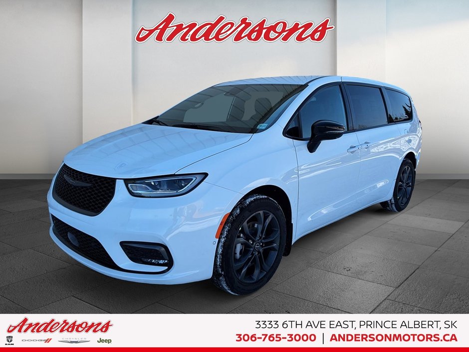 2026 Chrysler Pacifica SELECT AWD 3.6L Pentastar V6 AWD / 100th Anniversary Edition / Uconnect Theater Family Group II
