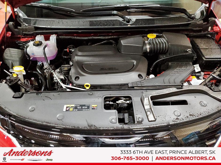 2027 Chrysler Pacifica SELECT AWD 3.6L V6 / Stow 'n Go / 360 Camera / ParkSense Assist