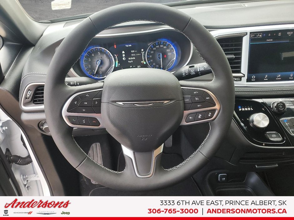 2027 Chrysler Pacifica SELECT AWD Parksense / Rear HVAC / Heated Seats