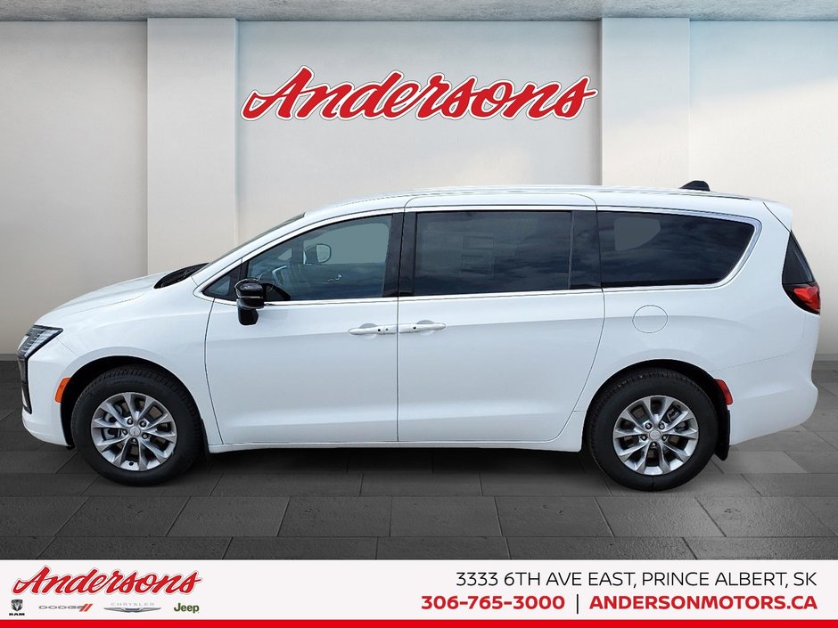 2027 Chrysler Pacifica SELECT AWD Parksense / Rear HVAC / Heated Seats