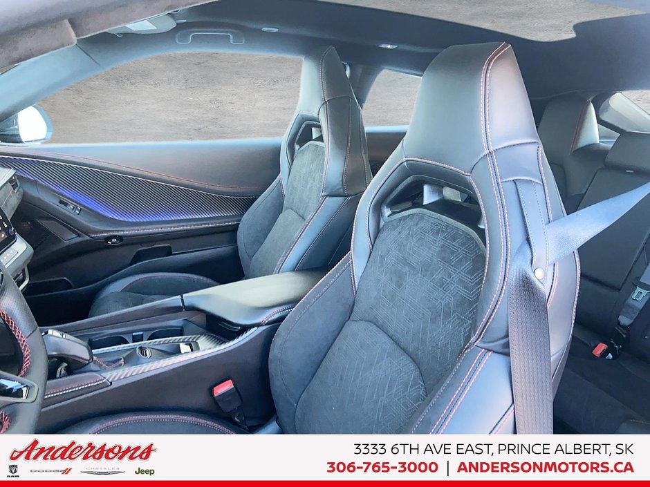 2026 Dodge Charger 2-Doors SCAT PACK PLUS 3.0L Hurricane Twin Turbo / Head-Up Display / 16-inch Driver Display