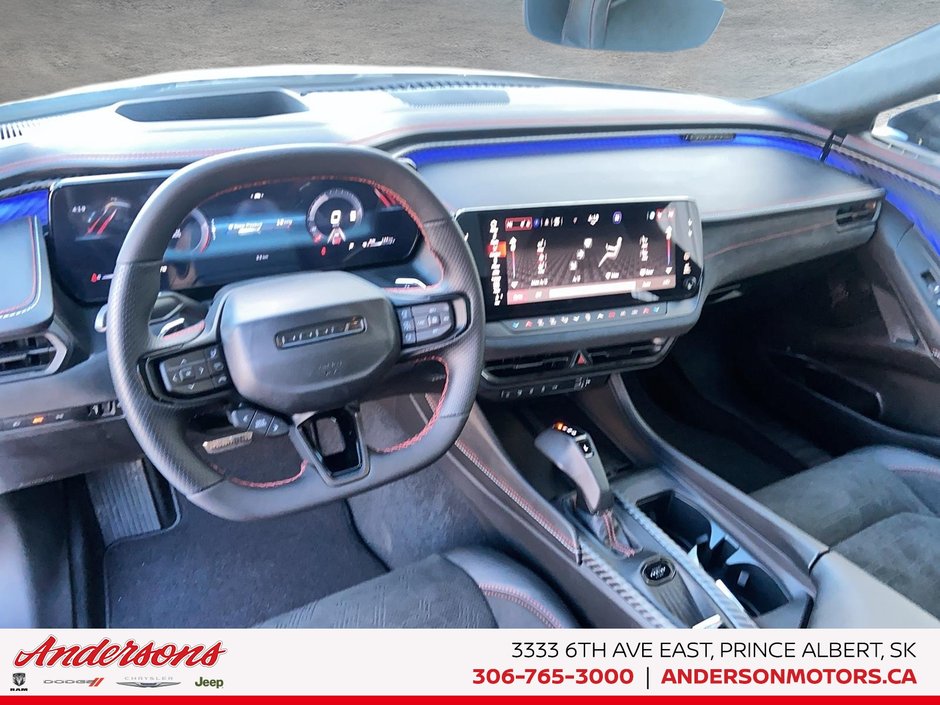 2026 Dodge Charger 2-Doors SCAT PACK PLUS 3.0L Hurricane Twin Turbo / Head-Up Display / 16-inch Driver Display