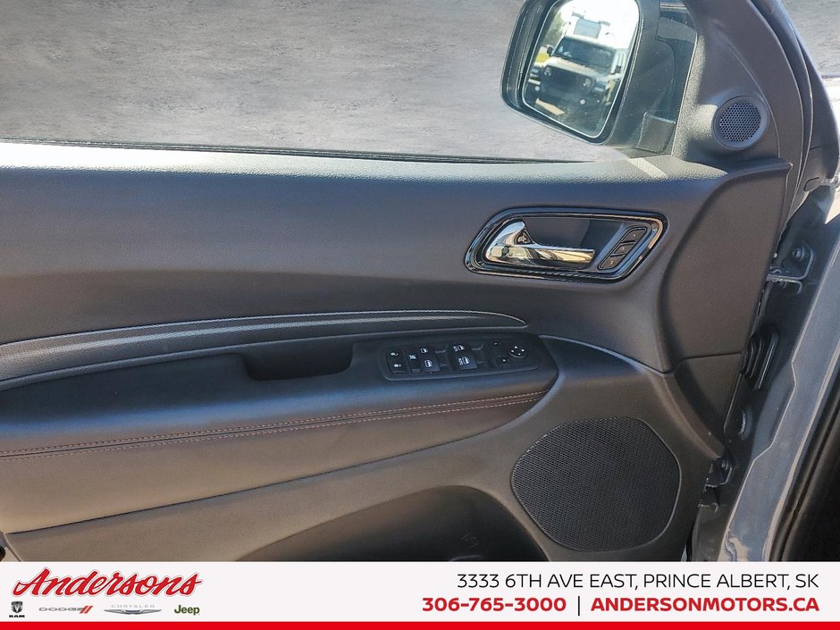 2026 Dodge DURANGO PLUS Blacktop Package / Heated & Ventilated Seats / Trailer Control