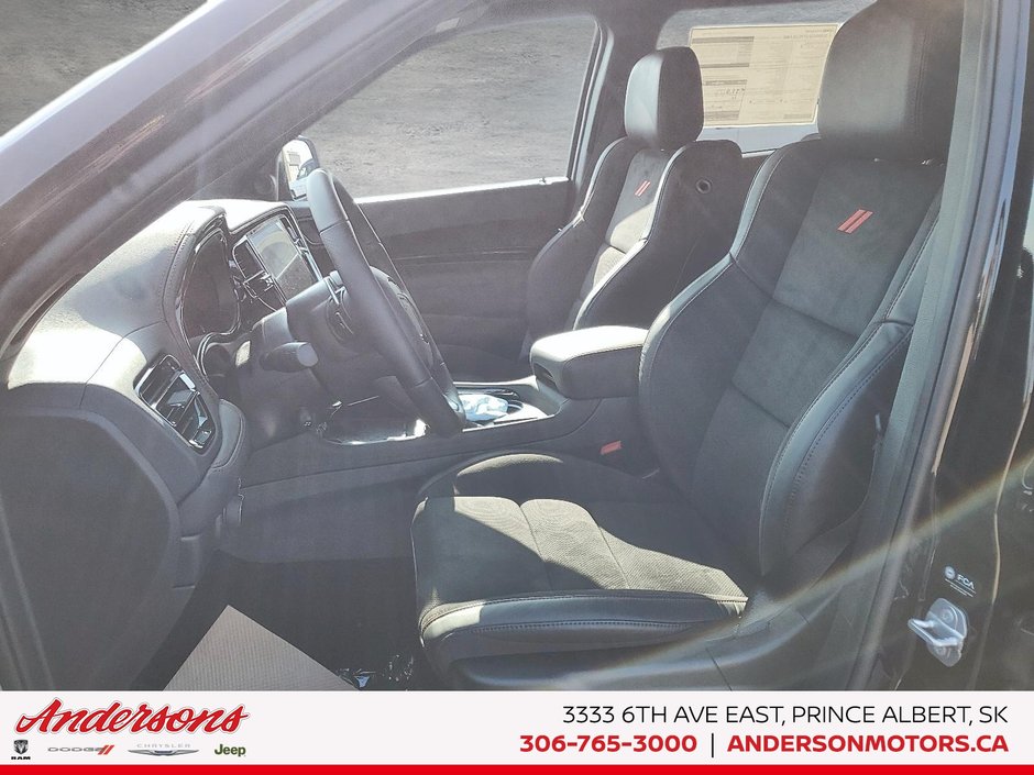 2026 Dodge Durango PLUS Blacktop Redline Package / SRT Seats / Advanced Safety