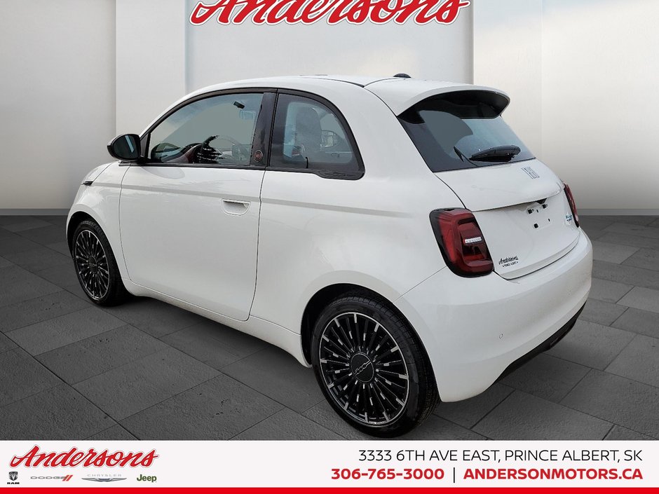 2025 Fiat 500e RED