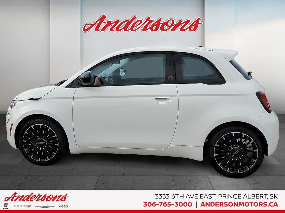 2025 Fiat 500e RED