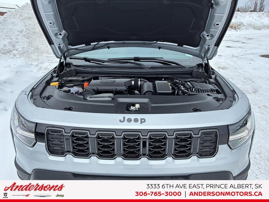 2026 Jeep Cherokee LIMITED Hybrid / Trailer Tow Group