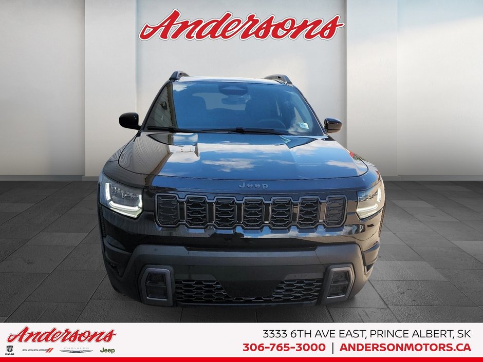 2026 Jeep Cherokee LAREDO Hybrid / Heated Seats & Steering Wheel / All-weather Floor Mats