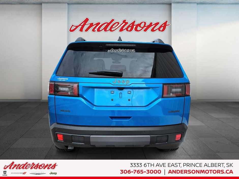 2026 Jeep Cherokee LAREDO Hybrid / Heated Seats & Steering Wheel / All-weather Floor Mats