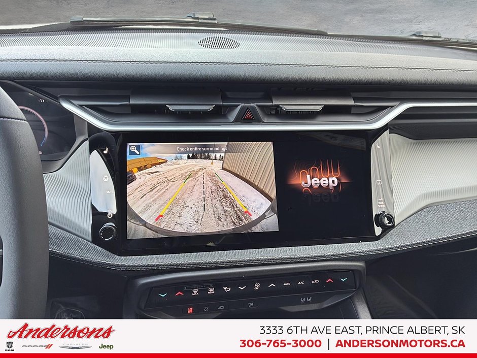 2026 Jeep Cherokee LAREDO Hybrid / Heated Seats & Steering Wheel / All-weather Floor Mats