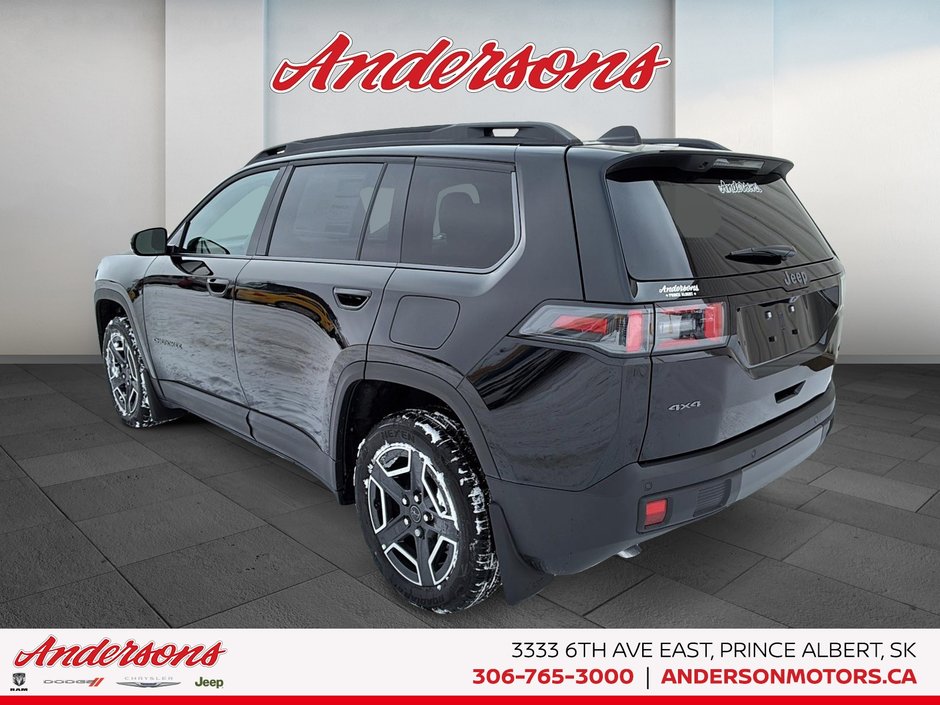 2026 Jeep Cherokee LIMITED Hybrid / Uconnect 5 with 12.3–inch display