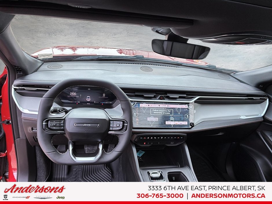 2026 Jeep Cherokee LIMITED Hybrid / Panoramic Sunroof / Trailer Tow Group