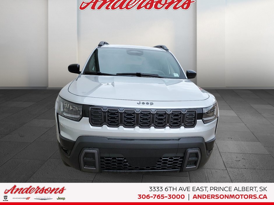 2026 Jeep Cherokee LAREDO Turbo Hybrid / Heated Seats & Wheel /  Up To 800km Range