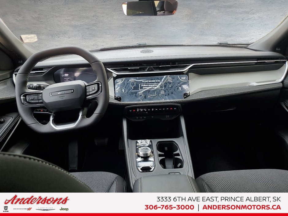 2026 Jeep Cherokee Laredo Hybrid / SelecTerrain / ParkSense