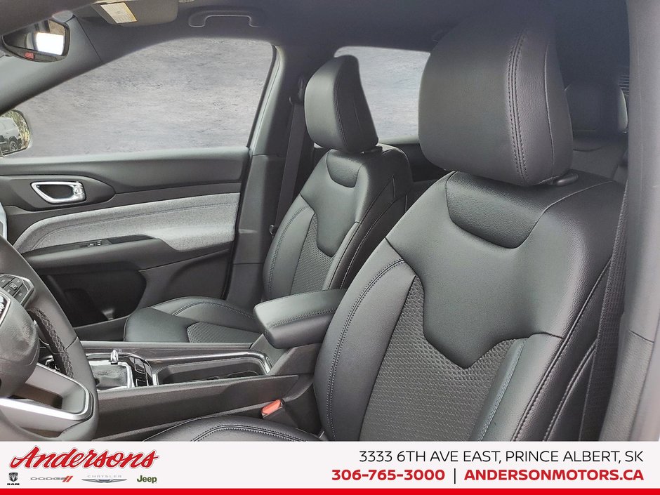2025 Jeep Compass NORTH