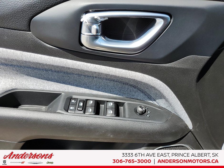 2025 Jeep Compass NORTH