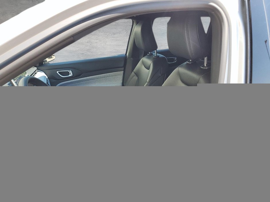 2025 Jeep Compass NORTH