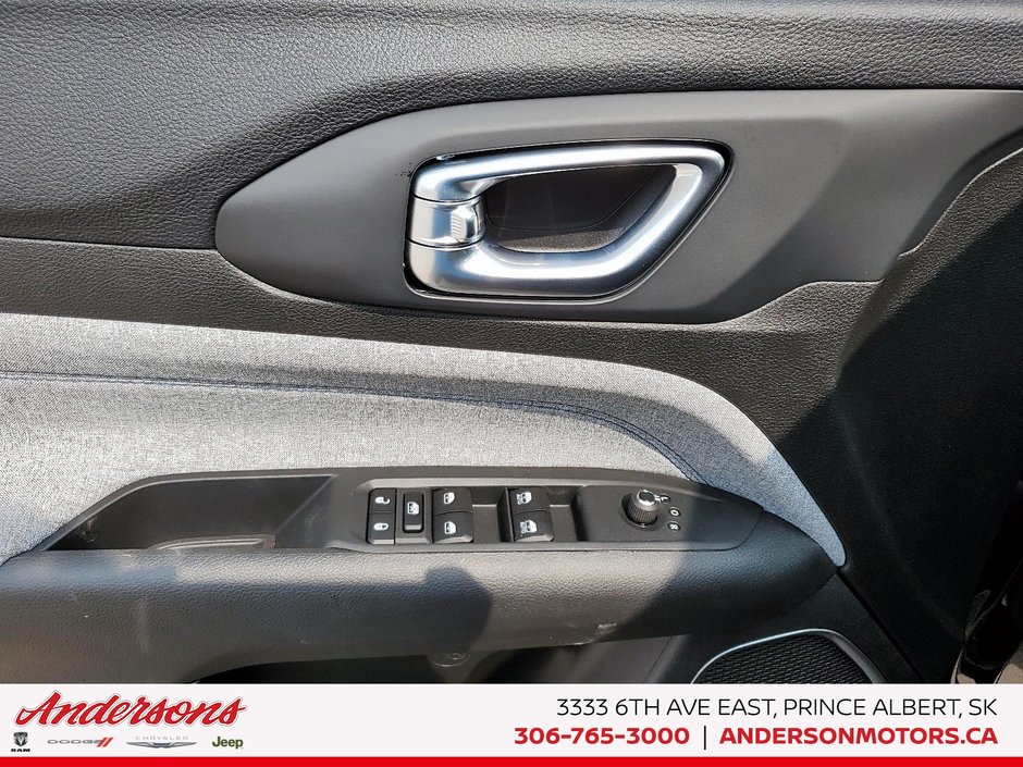 2025 Jeep Compass NORTH
