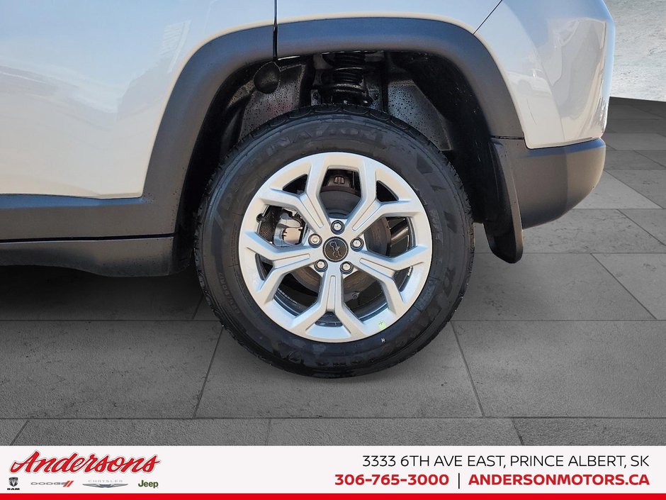 2025 Jeep Compass SPORT