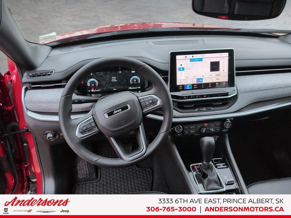 2026 Jeep Compass NORTH Convenience Group / 10.1