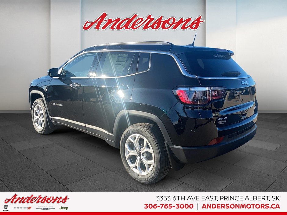 2026 Jeep Compass NORTH Altitude Package / Trailer Tow / Heated Seats & Steering