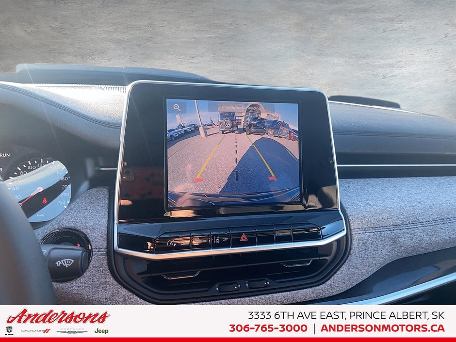 2026 Jeep Compass NORTH Altitude Package / Trailer Tow / Heated Seats & Steering