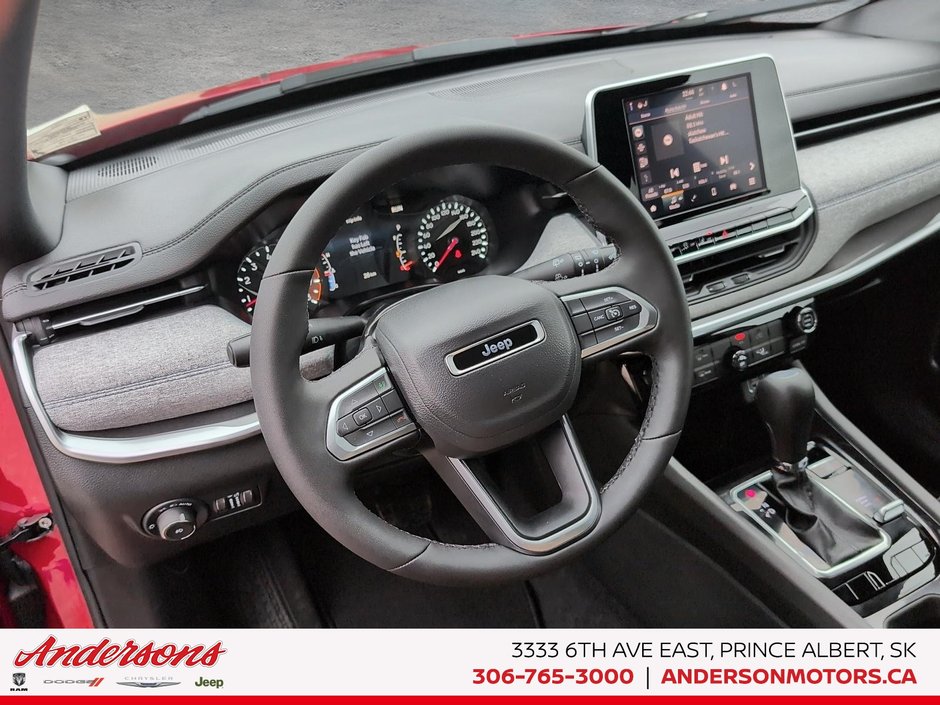 2026 Jeep Compass NORTH Heated Seats & Steering Wheel / Remote Start / Proximity Entry