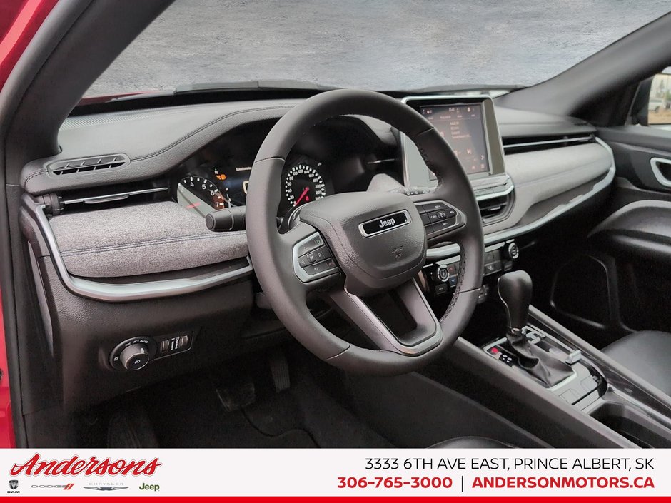 2026 Jeep Compass NORTH Heated Seats & Steering Wheel / Remote Start / Proximity Entry