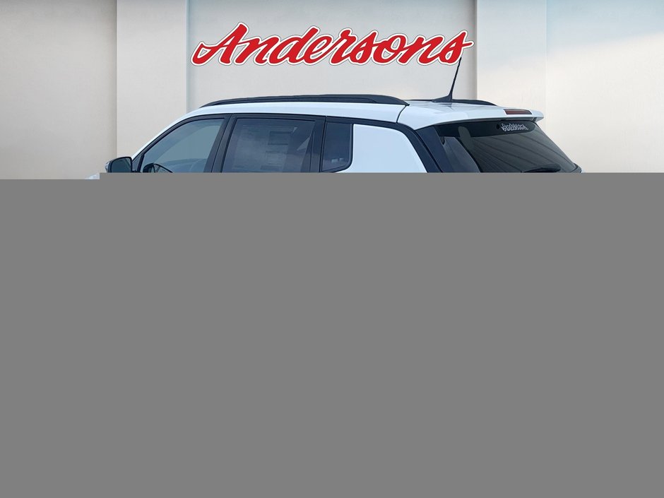 2026 Jeep Compass NORTH Altitude Special Edition / Dual-Pane Panoramic Sunroof / 10.1-Inch Uconnect NAV
