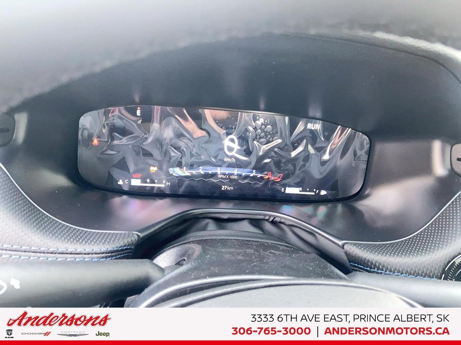 2026 Jeep Compass NORTH Altitude Special Edition / Dual-Pane Panoramic Sunroof / 10.1-Inch Uconnect NAV