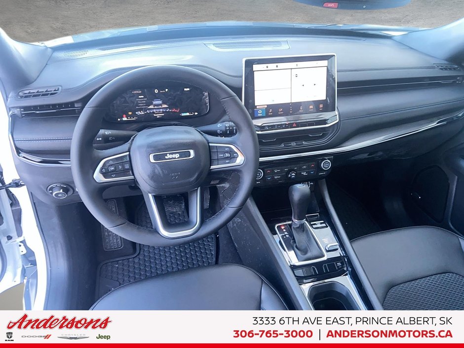 2026 Jeep Compass NORTH Altitude Special Edition / Dual-Pane Panoramic Sunroof / 10.1-Inch Uconnect NAV