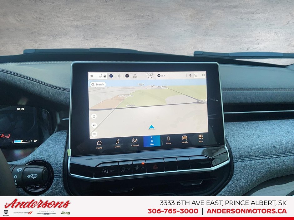 2026 Jeep Compass NORTH Heated Seats & Wheel / 10.1-Inch Uconnect NAV