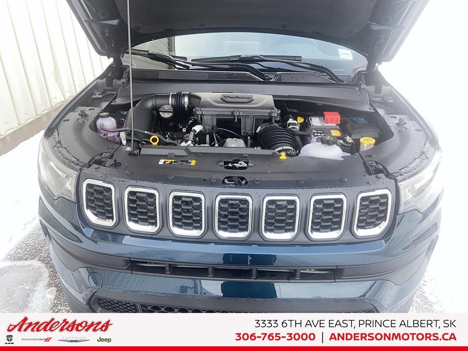 2026 Jeep Compass SPORT Heated Seats / Selec-Terrain / 8.4-Inch Display