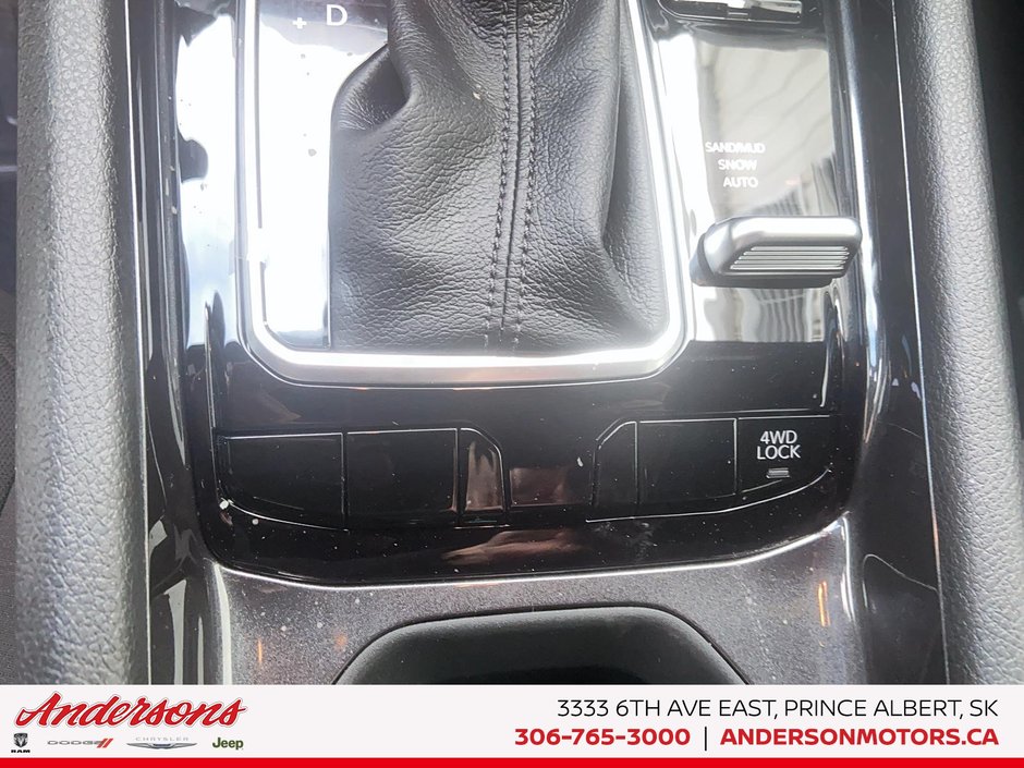 2026 Jeep Compass SPORT Heated Seats / Selec-Terrain / 8.4-Inch Display