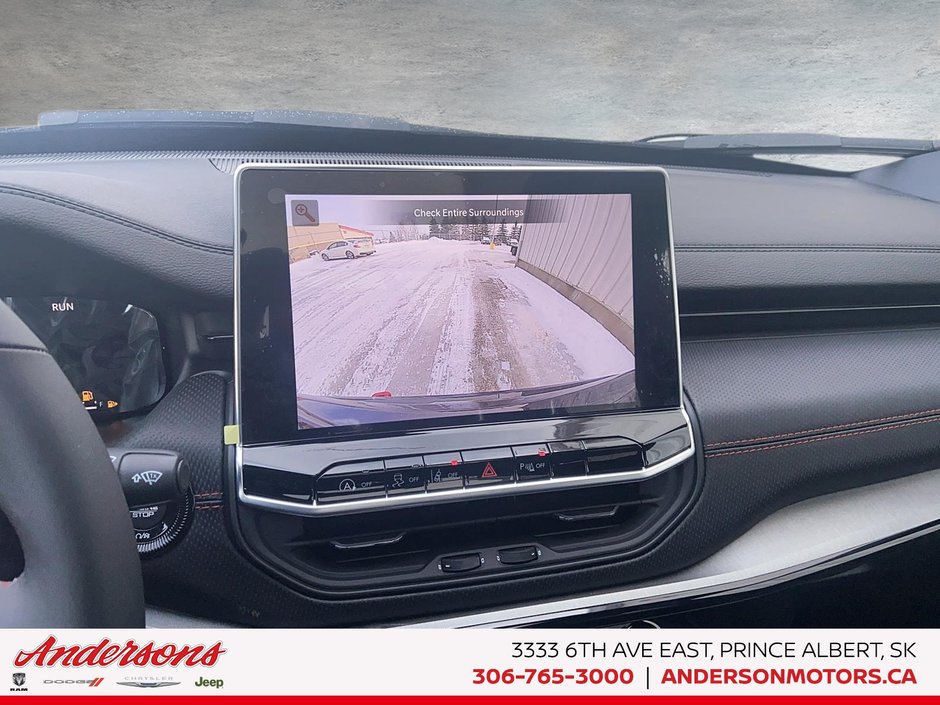 2026 Jeep Compass TRAILHAWK Panoramic Sunroof / Alpine Stereo