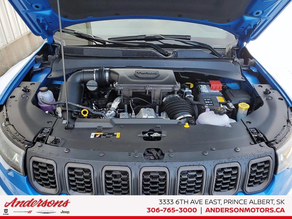 2026 Jeep Compass TRAILHAWK Panoramic Sunroof / Alpine Stereo / Trailer Tow Group