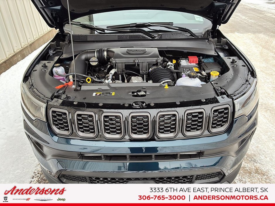 2026 Jeep Compass NORTH Altitude Special Edition / Dual-Pane Panoramic Sunroof / 10.1-Inch Uconnect NAV