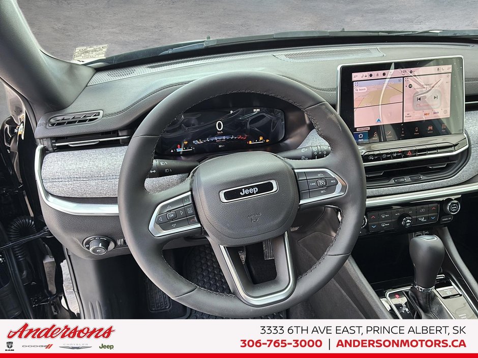 2026 Jeep Compass NORTH Heated Seats & Wheel / 10.1-Inch Uconnect NAV