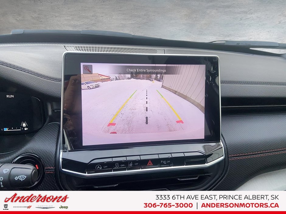 2026 Jeep Compass Trailhawk 2.0L Turbo / Class III Hitch  / Premium Alpine Audio