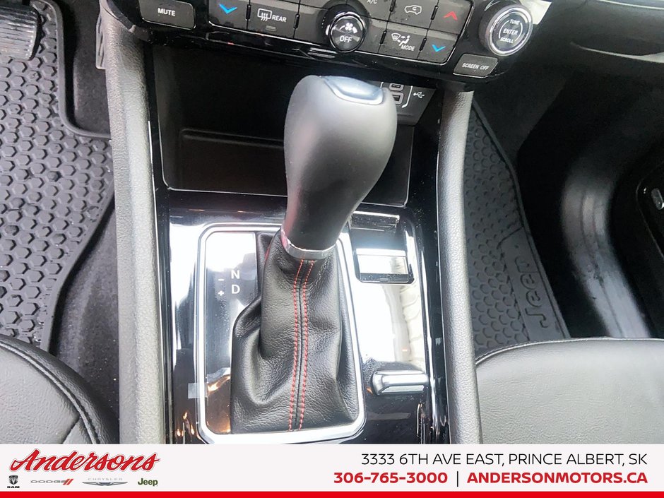 2026 Jeep Compass Trailhawk 2.0L Turbo / Class III Hitch  / Premium Alpine Audio