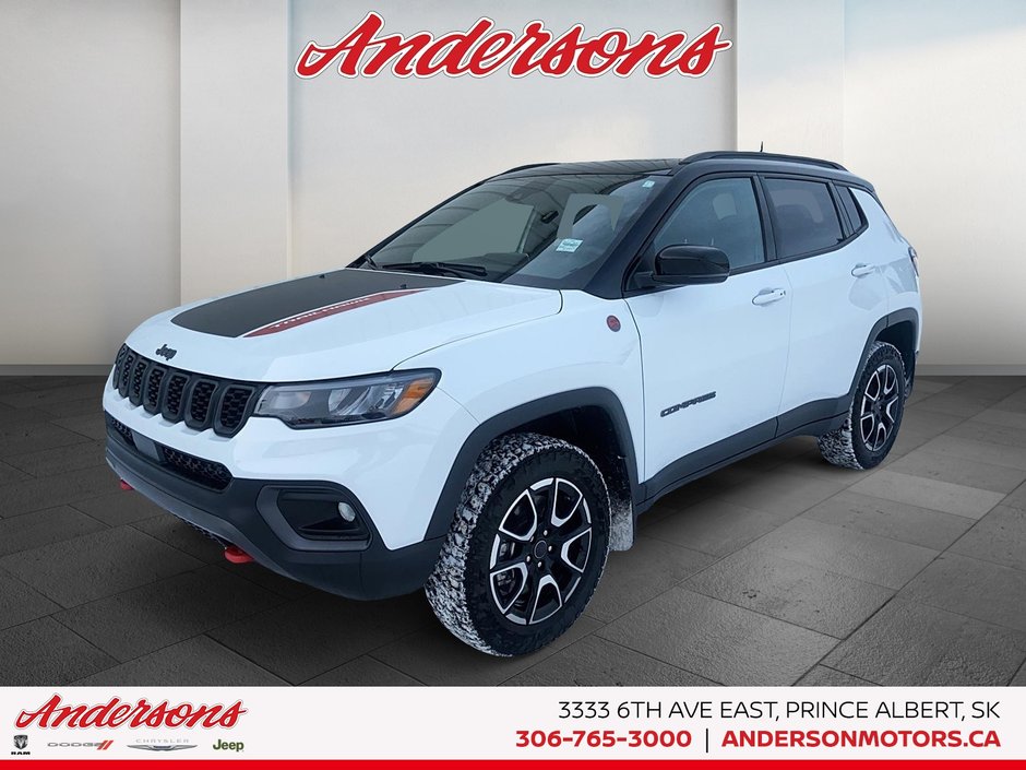 2026 Jeep Compass Trailhawk 2.0L Turbo / Class III Hitch  / Premium Alpine Audio